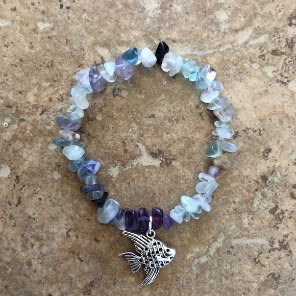 NWOT Mixed gemstone bracelet blue green with silver fish charm - beach jewelry - Picture 2 of 2